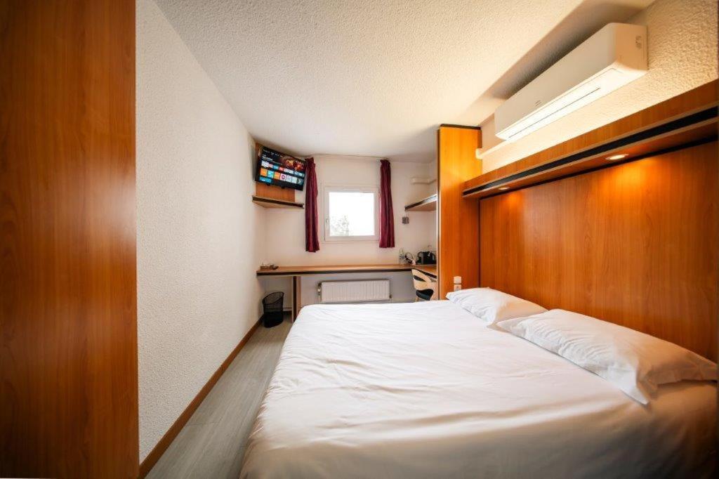 Brit Hotel La Bonne Etape إفرو المظهر الخارجي الصورة