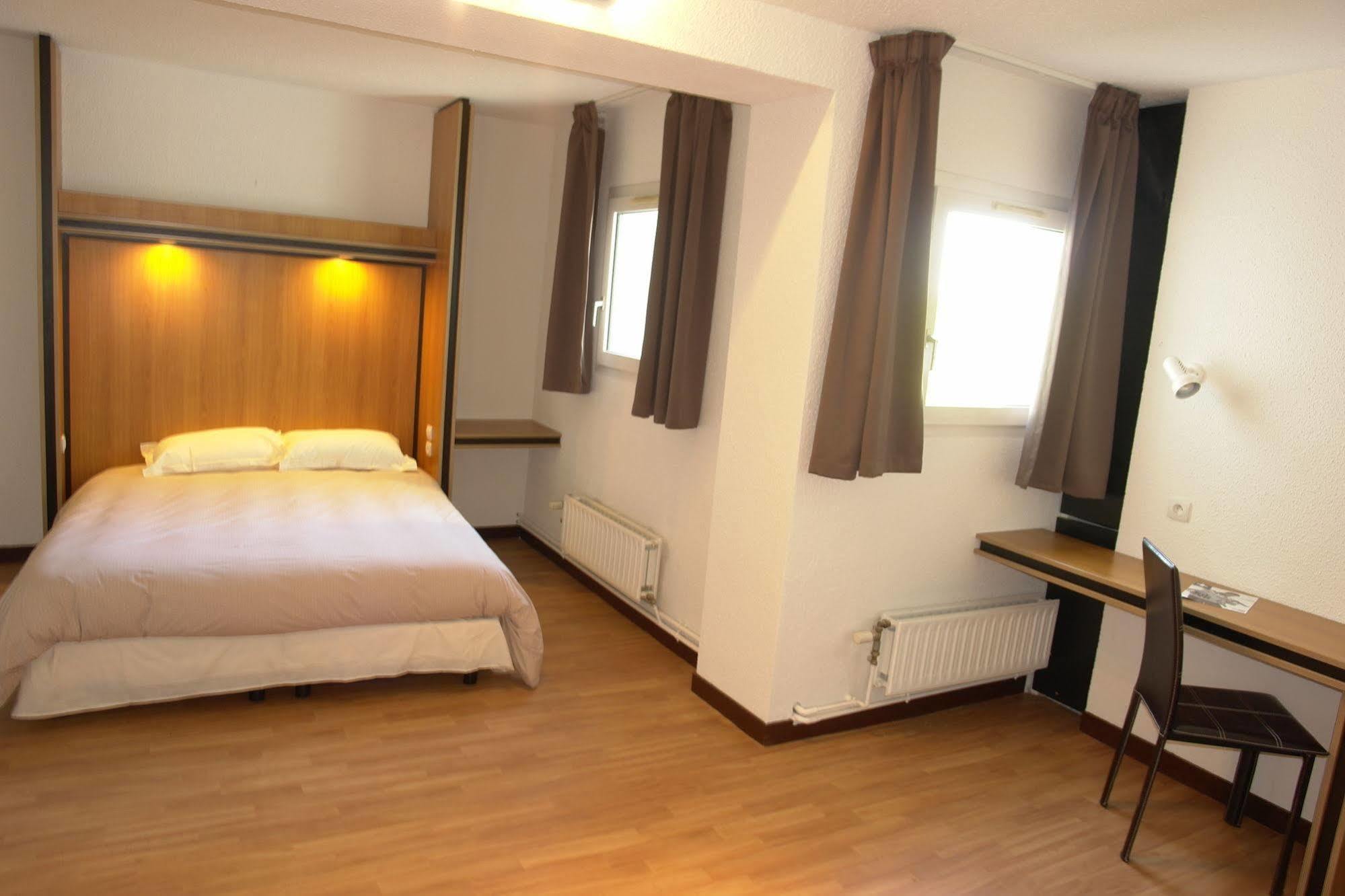 Brit Hotel La Bonne Etape إفرو المظهر الخارجي الصورة